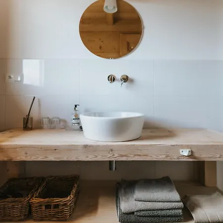 Nowe Miejsce Apartment *