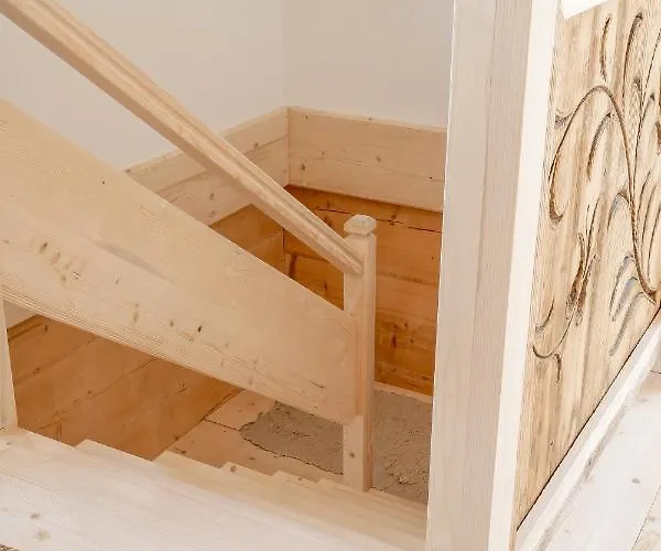 诺维梅塞布尔塞格公寓 公寓 布泽吉