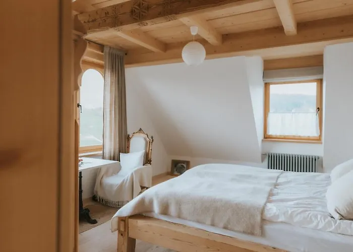 诺维梅塞布尔塞格公寓 *